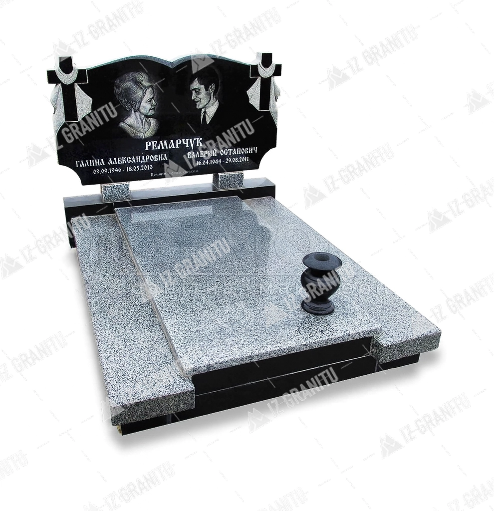 Подвійний пам'ятник 4